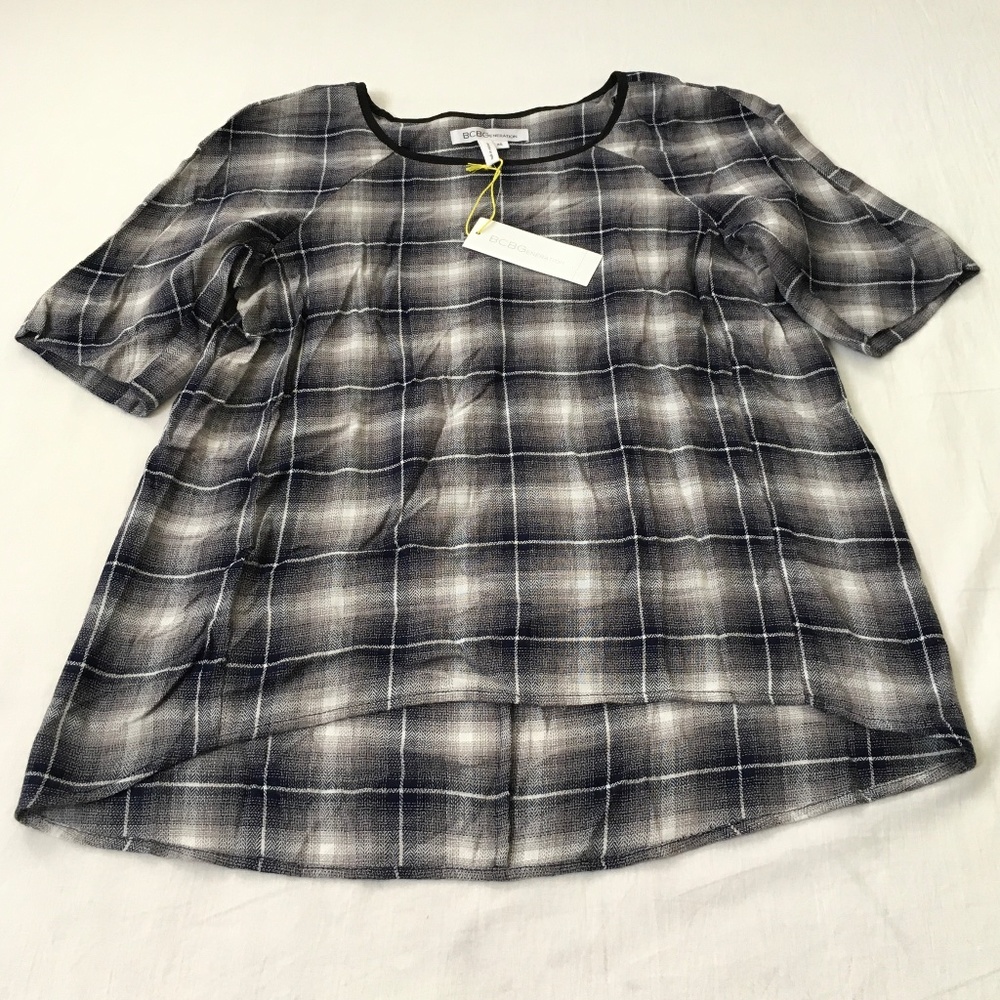 NWT BCBGeneration Plaid Hi-Low Short Sleeve Top Size XS Black White